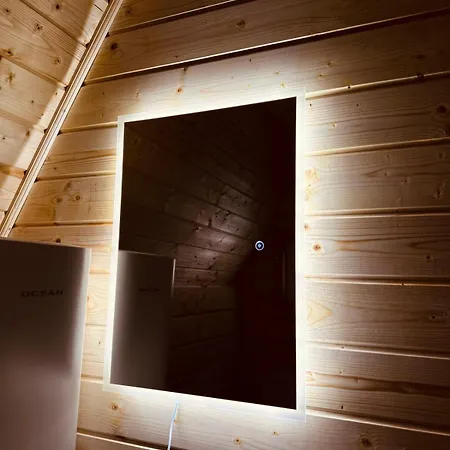 Dom wakacyjny під озером синевир 2 Synewyrska Polana