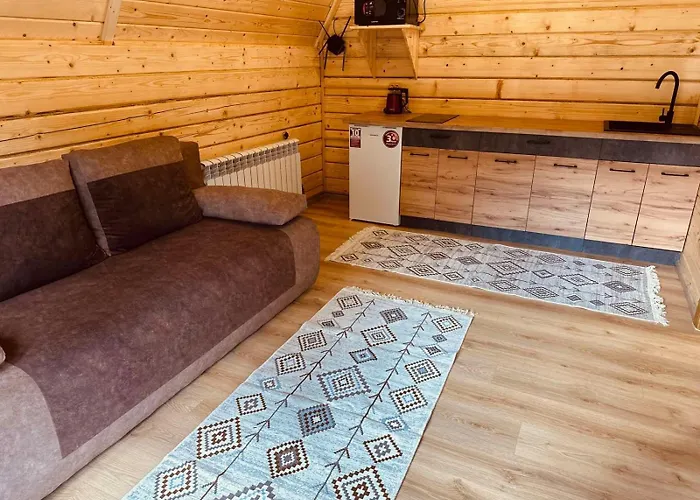 Ferienhaus під озером синевир 2 *